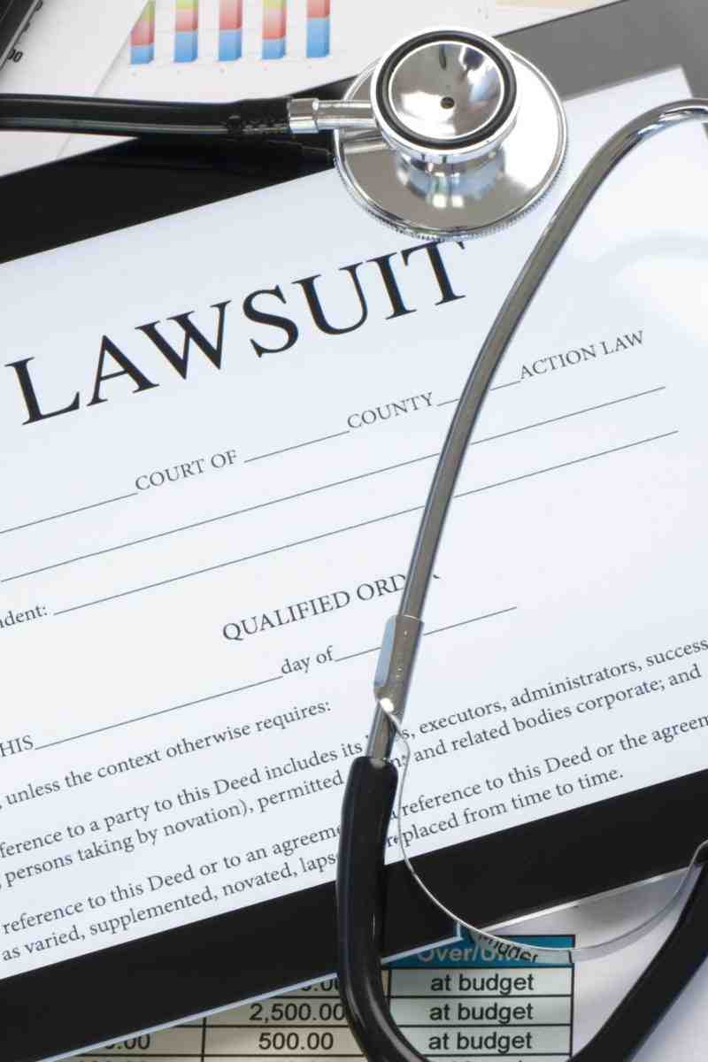 Comment un avocat commencer sa plaidoirie ?