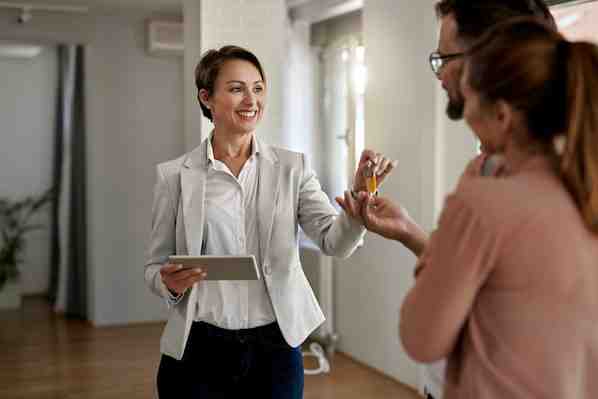 Quelle est le salaire d'un agent immobilier ?